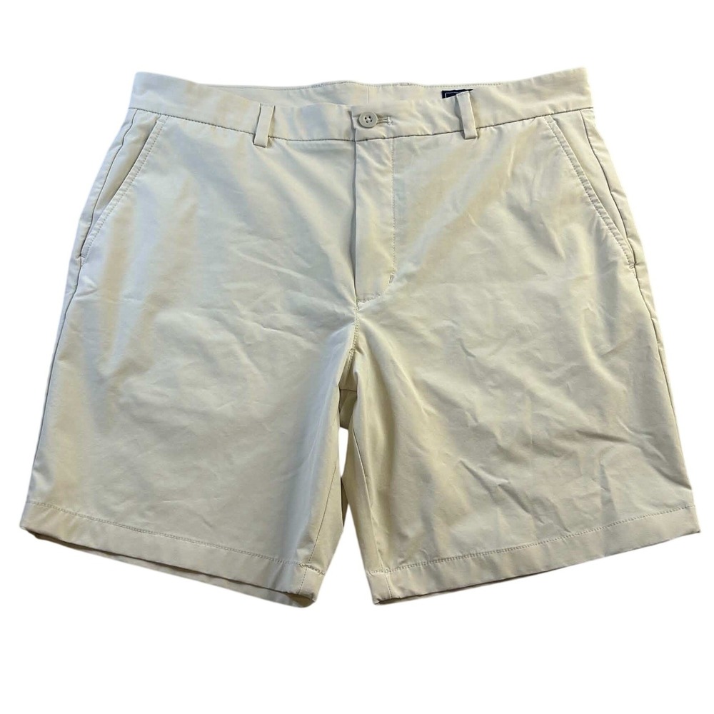 Vineyard Vines Performance Breaker Shorts Mens 34 Cream Khaki Tan Stretch Golf